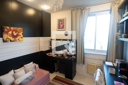 Apartamento à venda com 197m², 3 quartos e 2 vagas Apartamento à venda com 197m², 3 quartos e 2 vagas Quarto 2