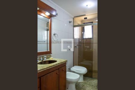 Apartamento à venda com 144m², 3 quartos e 2 vagasBanheiro da Suíte