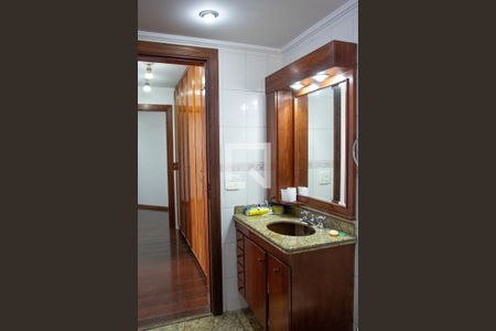 Apartamento à venda com 144m², 3 quartos e 2 vagasBanheiro da Suíte