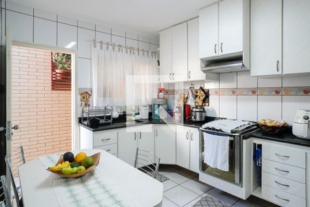 Casa à venda com 146m², 4 quartos e 2 vagasCozinha casa 2