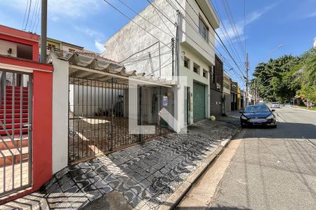 Casa à venda com 146m², 4 quartos e 2 vagasFachada