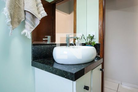 Casa à venda com 146m², 4 quartos e 2 vagasLavabo casa 2