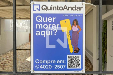 Casa à venda com 146m², 4 quartos e 2 vagasFachada