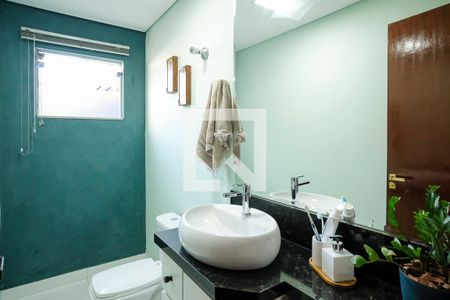 Casa à venda com 146m², 4 quartos e 2 vagasLavabo casa 2