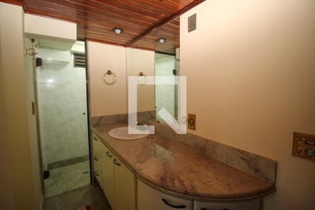 Casa à venda com 170m², 6 quartos e 20 vagasQuarto 5