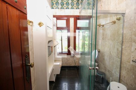 Casa à venda com 170m², 6 quartos e 20 vagasQuarto 4