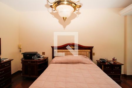 Casa à venda com 170m², 6 quartos e 20 vagasQuarto 4