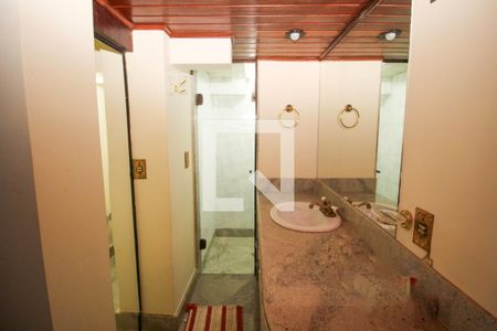 Casa à venda com 170m², 6 quartos e 20 vagasQuarto 5