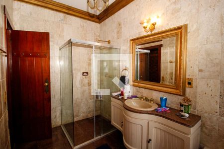 Casa à venda com 170m², 6 quartos e 20 vagasBanheiro