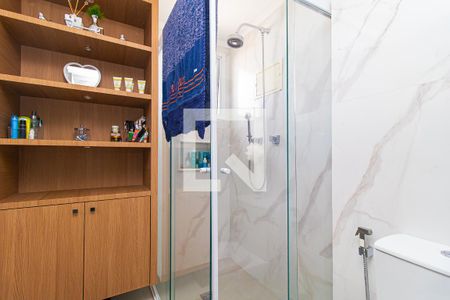 Apartamento à venda com 102m², 2 quartos e 2 vagas Apartamento à venda com 102m², 2 quartos e 2 vagasBanheiro da Suíte 1