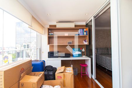 Apartamento à venda com 102m², 2 quartos e 2 vagas Apartamento à venda com 102m², 2 quartos e 2 vagasVaranda