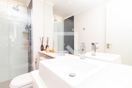 Apartamento à venda com 102m², 2 quartos e 2 vagas Apartamento à venda com 102m², 2 quartos e 2 vagasBanheiro Social