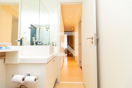 Apartamento à venda com 102m², 2 quartos e 2 vagas Apartamento à venda com 102m², 2 quartos e 2 vagasBanheiro Social