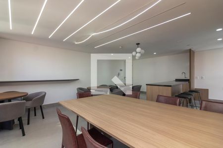 Apartamento para alugar com 28m², 1 quarto e sem vagaÁrea comum - Sala de reunião