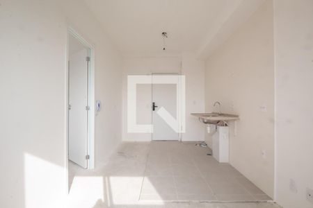 Sala/Cozinha de apartamento para alugar com 1 quarto, 28m² em Km 18, Osasco