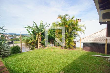 Casa à venda com 82m², 3 quartos e 2 vagas Casa à venda com 82m², 3 quartos e 2 vagasQuintal