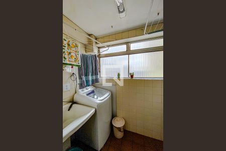 Apartamento à venda com 72m², 3 quartos e 1 vagaÁrea de Serviço