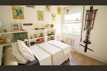 Apartamento à venda com 96m², 3 quartos e 1 vagaQuarto 1