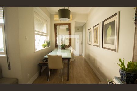 Apartamento à venda com 96m², 3 quartos e 1 vagaSala