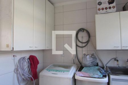 Casa à venda com 237m², 4 quartos e sem vagaÁrea de Serviço