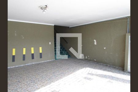 Casa à venda com 237m², 4 quartos e sem vagaGaragem