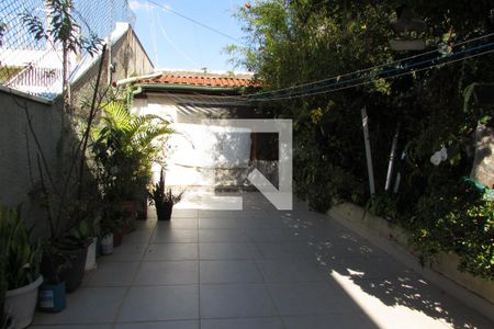 Casa à venda com 237m², 4 quartos e sem vagaQuintal