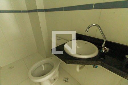 Apartamento à venda com 43m², 2 quartos e sem vaga Apartamento à venda com 43m², 2 quartos e sem vagaBanheiro