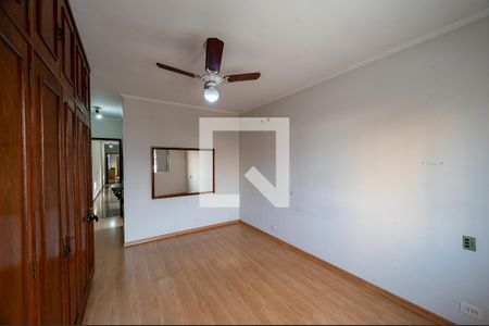 Casa à venda com 199m², 3 quartos e 2 vagas Casa à venda com 199m², 3 quartos e 2 vagasSuíte 1