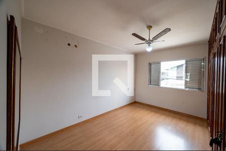 Casa à venda com 199m², 3 quartos e 2 vagas Casa à venda com 199m², 3 quartos e 2 vagasSuíte 1