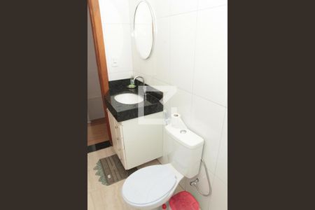 Casa à venda com 117m², 3 quartos e 3 vagasBanheiro