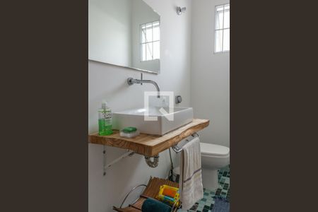 Casa à venda com 100m², 3 quartos e 2 vagasLavabo