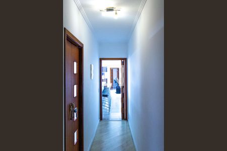 Casa à venda com 100m², 3 quartos e 2 vagascorredor quartos