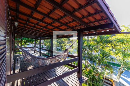 Casa à venda com 390m², 4 quartos e 4 vagasVista