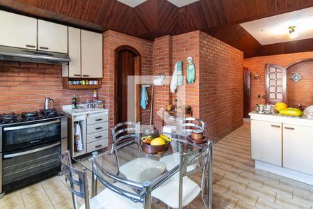 Casa à venda com 390m², 4 quartos e 4 vagasCozinha