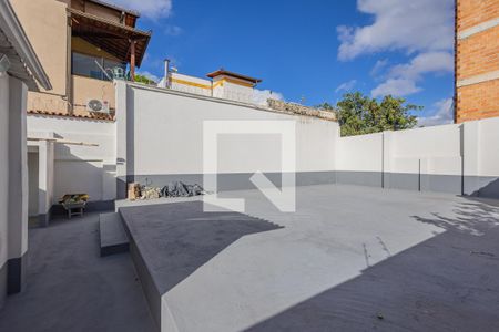 Casa à venda com 103m², 3 quartos e sem vagaQuintal