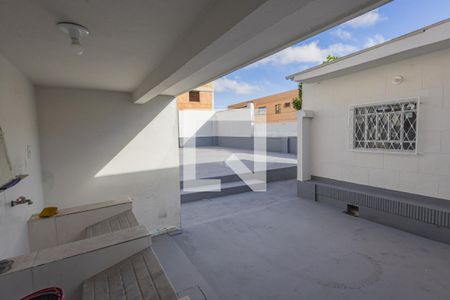 Casa à venda com 103m², 3 quartos e sem vagaÁrea de Serviço