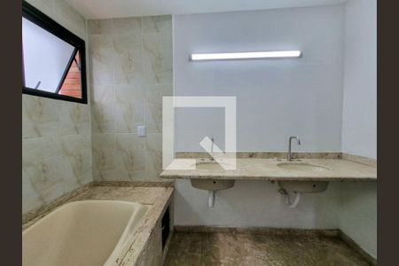 Apartamento à venda com 4 quartos, 250m² em Vila Suzana, São Paulo
