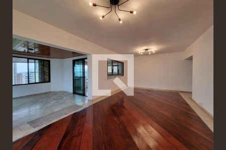 Apartamento à venda com 4 quartos, 250m² em Vila Suzana, São Paulo
