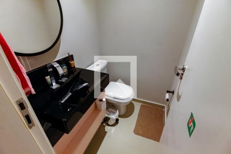 Lavabo de apartamento à venda com 3 quartos, 90m² em Vila Suzana, São Paulo