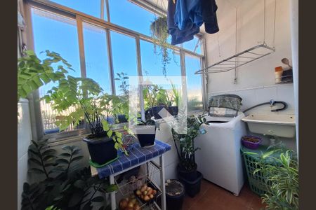 Apartamento à venda com 77m², 3 quartos e sem vagaÁrea de serviço