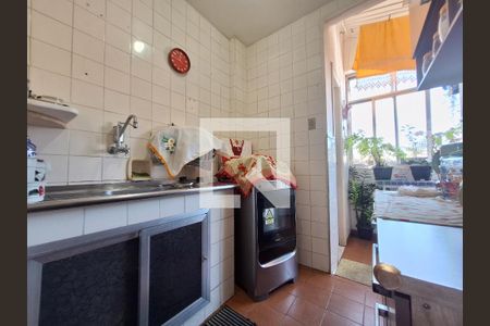 Apartamento à venda com 77m², 3 quartos e sem vagaCozinha