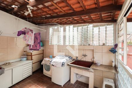 Casa à venda com 396m², 4 quartos e 2 vagasÁrea de Serviço