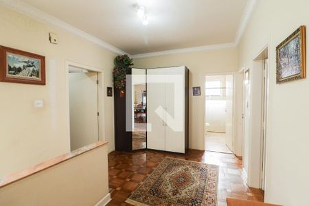 Casa à venda com 396m², 4 quartos e 2 vagasHall