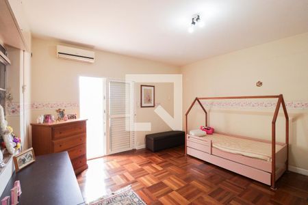 Casa à venda com 396m², 4 quartos e 2 vagasQuarto 2