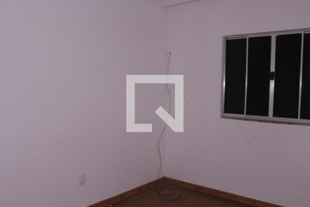 Quarto 1 de casa para alugar com 2 quartos, 1000m² em Jardim Vitória, Belo Horizonte