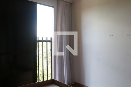 Quarto 2 de casa para alugar com 2 quartos, 1000m² em Jardim Vitória, Belo Horizonte