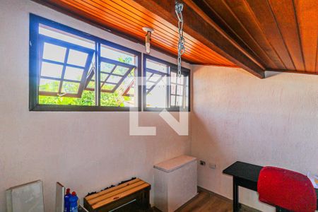 Casa à venda com 106m², 3 quartos e 2 vagasSótão