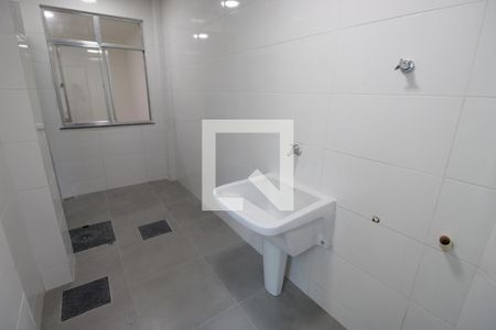 Casa à venda com 80m², 4 quartos e 1 vagaÁrea de Serviço