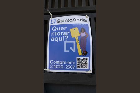 Casa à venda com 250m², 4 quartos e 2 vagas Casa à venda com 250m², 4 quartos e 2 vagasFachada