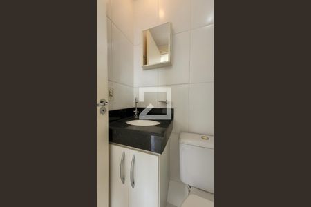 Apartamento à venda com 44m², 2 quartos e 1 vaga Apartamento à venda com 44m², 2 quartos e 1 vagaBanheiro